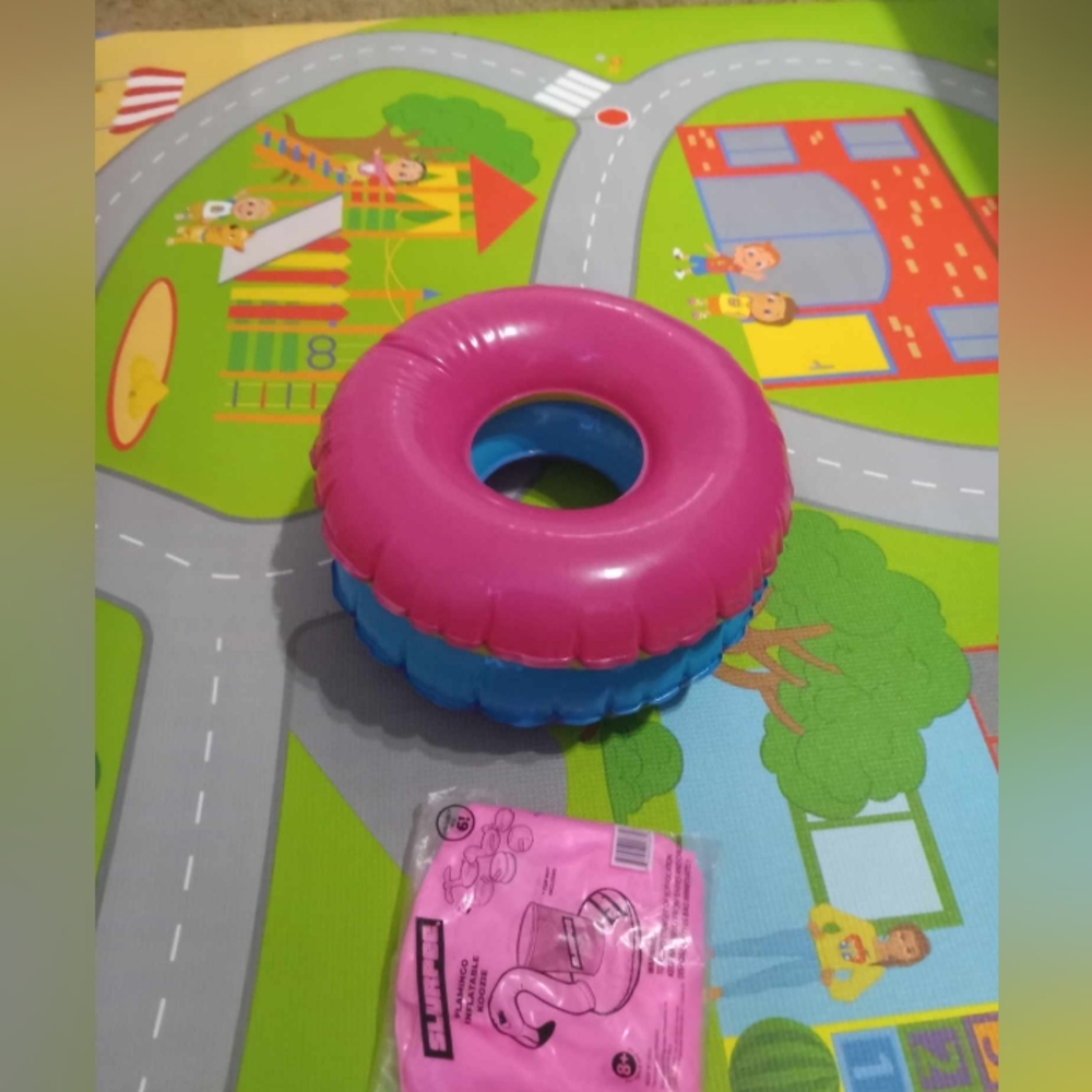 Slurpee Floaties - Picture 4 of 4